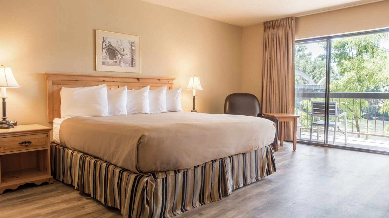 riverside-inn.com – The Rogue is Calling